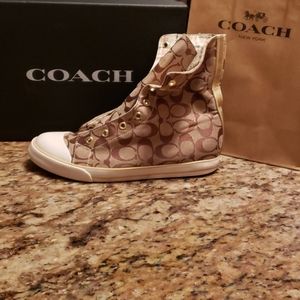 🖤Coach Hi Top Shoes 🖤